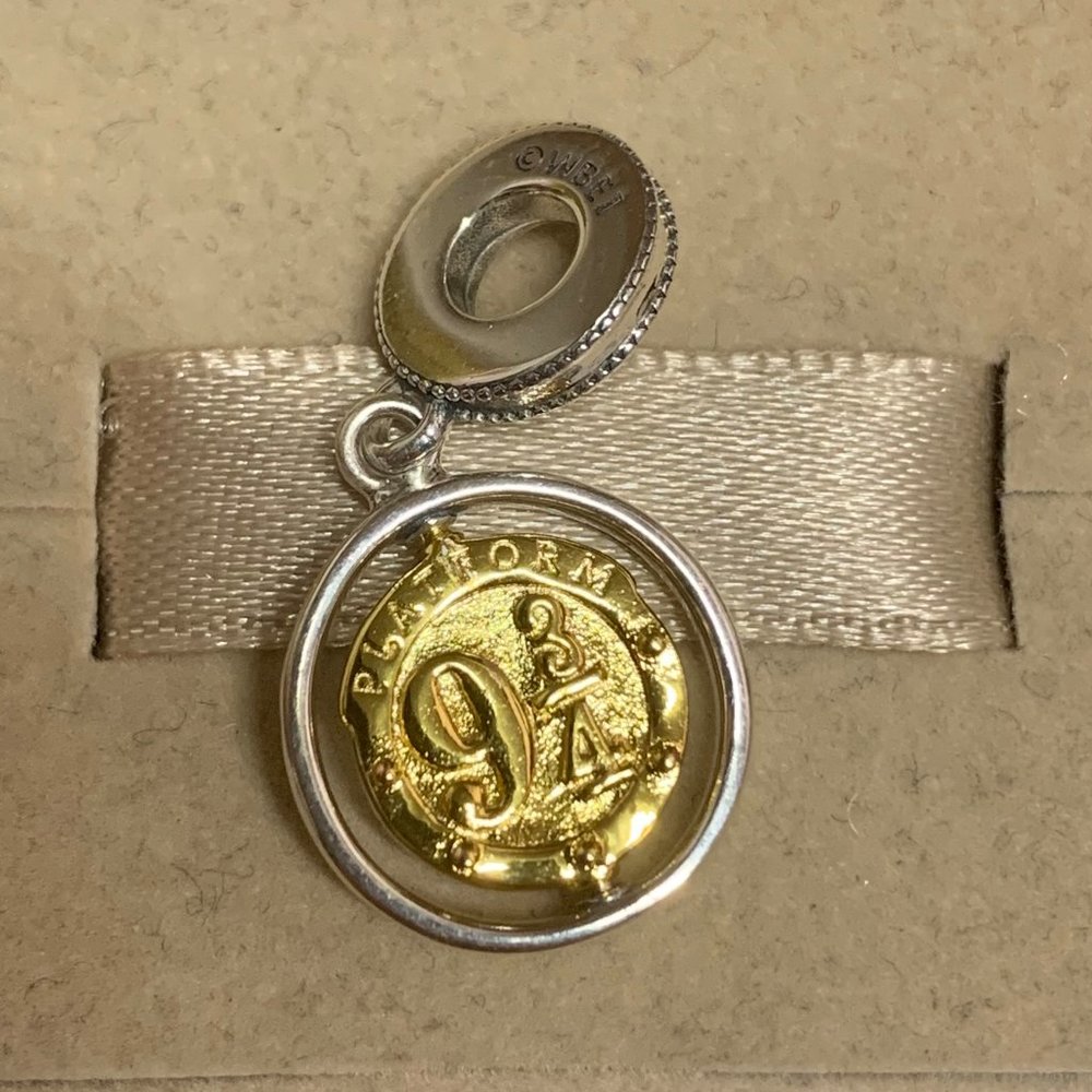 Pandora Harry Potter, Hedwig Spinning Dangle Charm Pendant，Platform 9 3/4